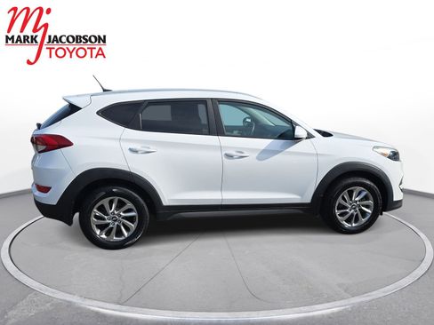 Used 2016 Hyundai Tucson SE w/ Option Group 02 image 4