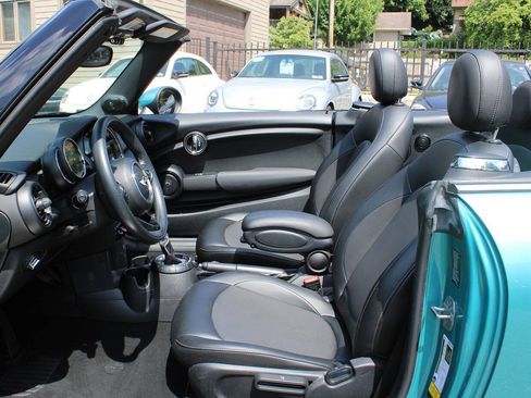 Used 2017 MINI Cooper Convertible FWD image 17
