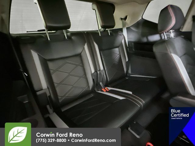 Used 2024 Volkswagen Atlas Peak Edition SEL AWD/4WD image 31