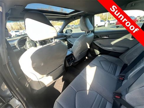 Used 2019 Toyota Avalon XSE w/ All Weather Liner Package image 32
