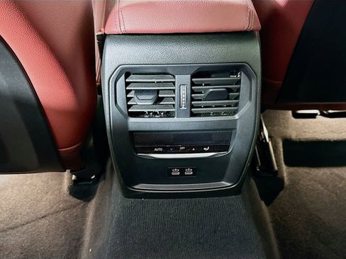 Used 2024 BMW M340i xDrive image 27