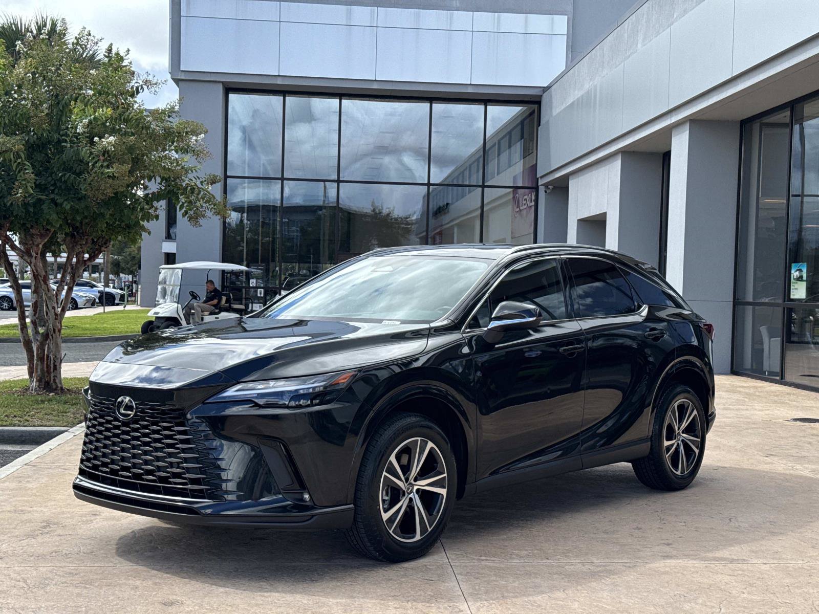 Used 2025 Lexus RX 350 Premium w/ Accessory Package (Z1) FWD image 7
