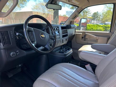 Used 2021 Chevrolet Express 3500 w/ Power Convenience Package image 13