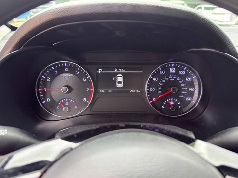 Used 2024 Kia Forte LXS w/ LXS Technology Package FWD image 20