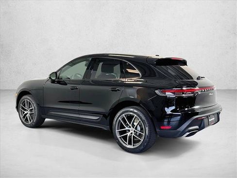 Used 2026 Porsche Macan AWD/4WD image 3