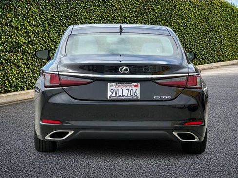 Used 2025 Lexus ES 350 w/ Premium Package FWD image 5