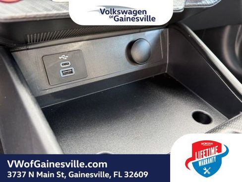 Used 2025 Ford Mustang Premium image 19