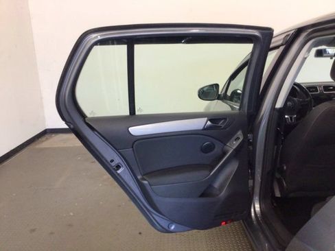 Used 2014 Volkswagen Golf TDI FWD image 10