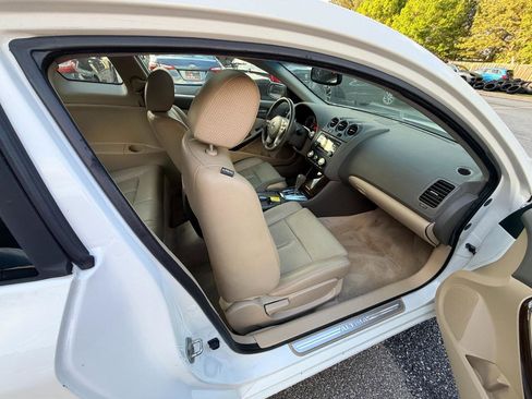 Used 2012 Nissan Altima 2.5 S w/ 2.5S Premium Pkg FWD image 10