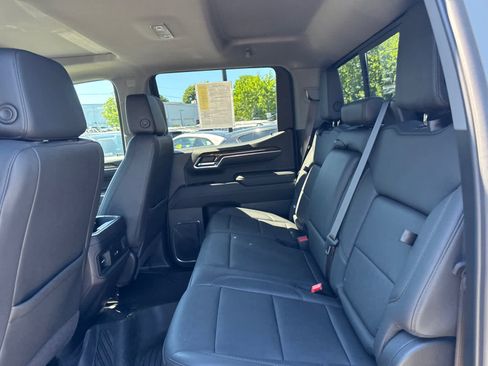 Used 2024 Chevrolet Silverado 1500 LT Trail Boss w/ Convenience Package II AWD/4WD image 27
