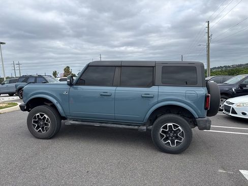 Used 2023 Ford Bronco Outer Banks image 4