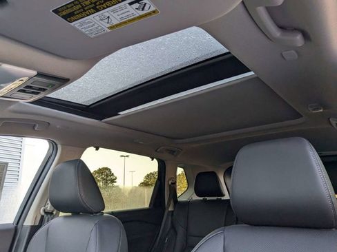 New 2025 Nissan Rogue Platinum w/ Platinum Premium Package image 24