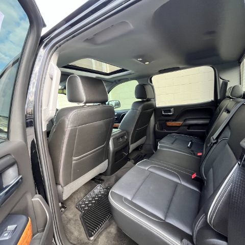 Used 2018 Chevrolet Silverado 1500 High Country AWD/4WD image 10