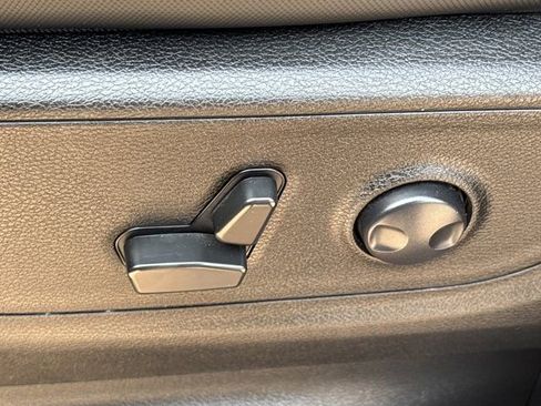 Used 2022 RAM 1500 Big Horn w/ Back Country Package image 20