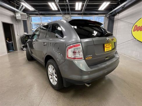 Used 2010 Ford Edge SEL image 3