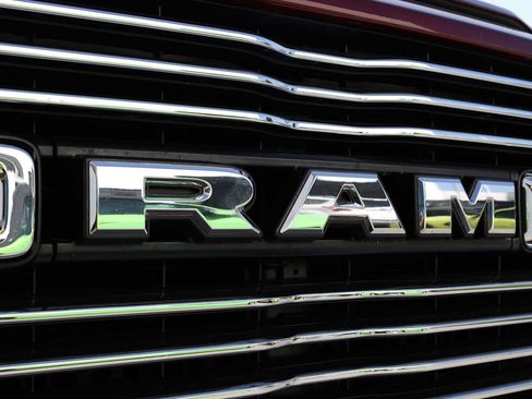 Used 2019 RAM 2500 Laramie AWD/4WD image 53