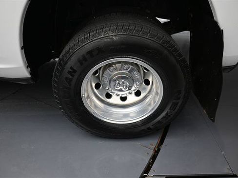 Used 2026 RAM 3500 Laramie w/ Towing Technology Group AWD/4WD image 23