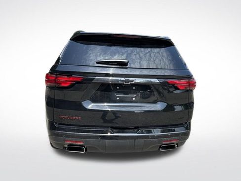Used 2023 Chevrolet Traverse Premier w/ Redline Edition AWD/4WD image 5