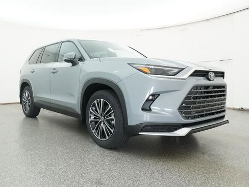 New 2026 Toyota Grand Highlander AWD Hybrid image 62