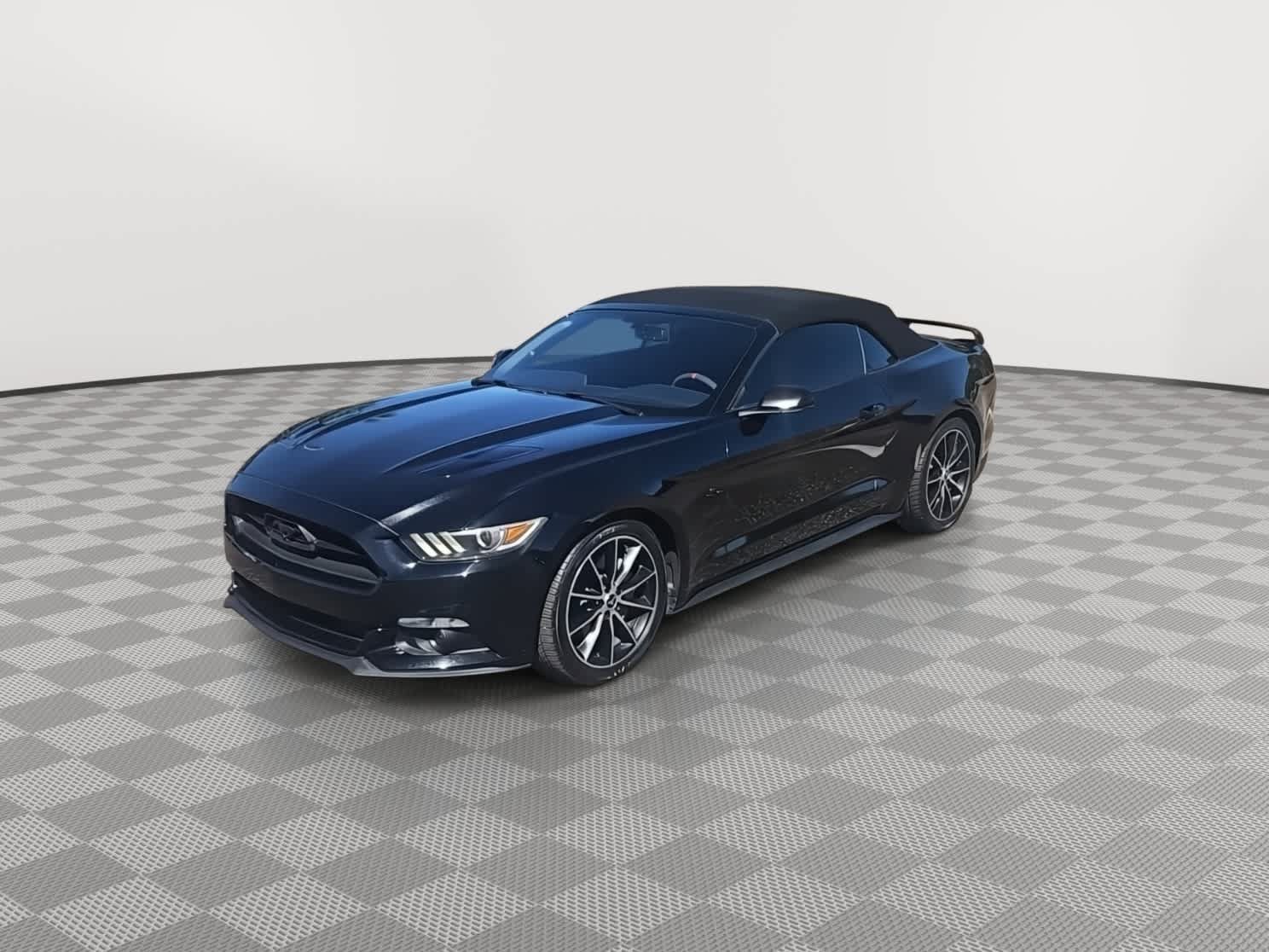 Used 2015 Ford Mustang GT Premium w/ Equipment Group 401A RWD image 4
