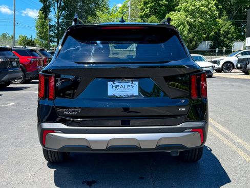 Certified 2025 Kia Sorento X-Line EX AWD/4WD image 7