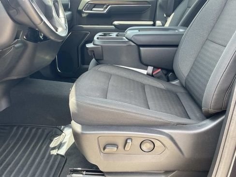 Used 2023 Chevrolet Silverado 1500 LT AWD/4WD image 13