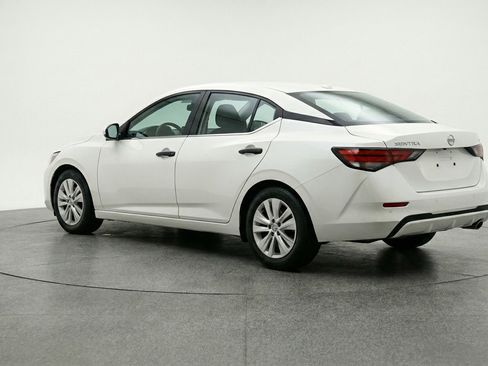 Used 2025 Nissan Sentra S FWD image 6
