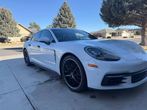 Used 2018 Porsche Panamera 4S AWD/4WD image 2