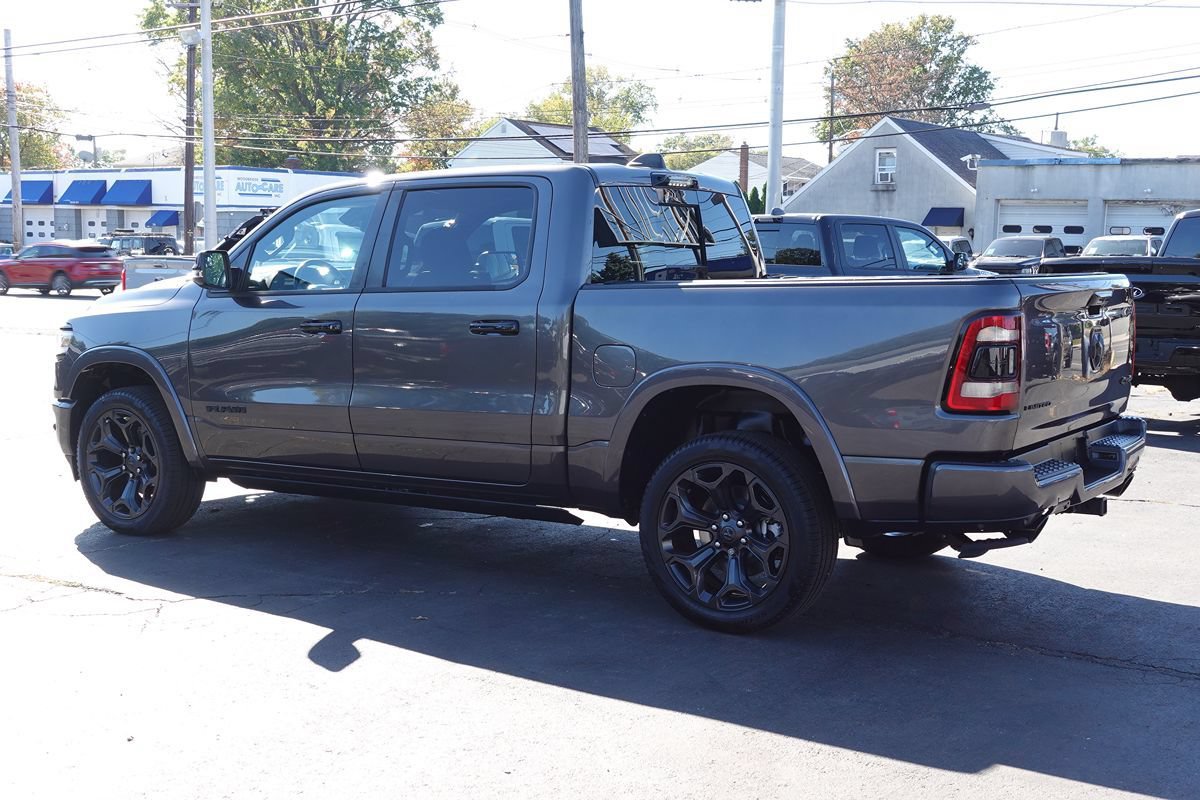 Used 2023 RAM 1500 Limited AWD/4WD image 2