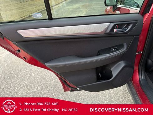 Used 2018 Subaru Outback 2.5i Premium image 26