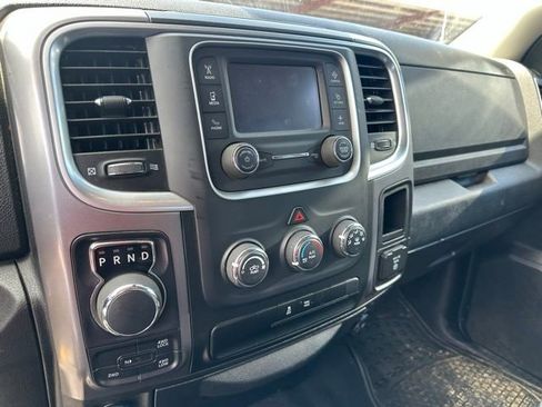Used 2023 RAM 1500 Classic SLT AWD/4WD image 7