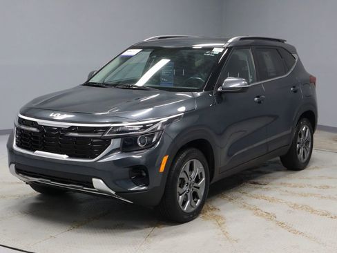 Used 2024 Kia Seltos S AWD/4WD image 8