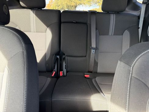 Used 2025 Chevrolet Blazer LT image 38