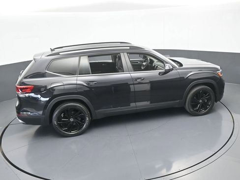 Used 2022 Volkswagen Atlas SE w/ Black Wheel Package image 54