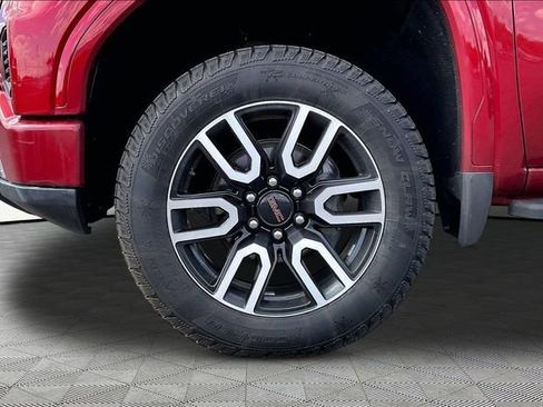 Used 2024 GMC Sierra 1500 AT4 w/ Technology Package AWD/4WD image 22