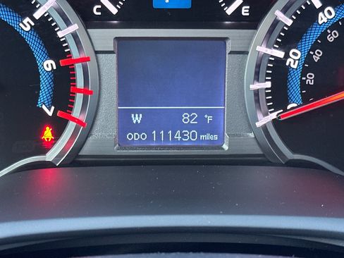 Certified 2016 Toyota 4Runner Limited AWD/4WD image 25