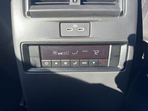 Used 2024 MAZDA CX-90 3.3 Turbo w/ Preferred Plus image 14