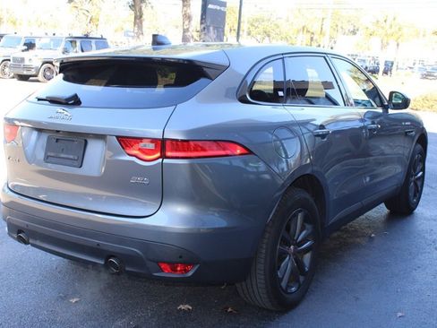Used 2020 Jaguar F-PACE Premium image 5