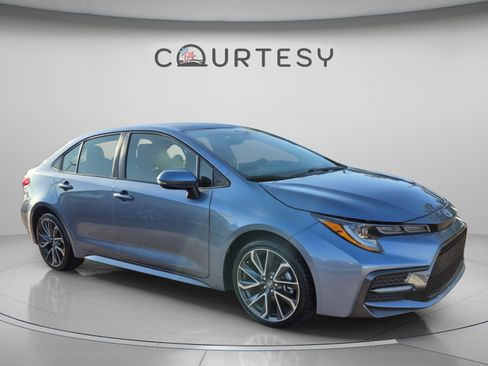 Used 2021 Toyota Corolla SE FWD image 9