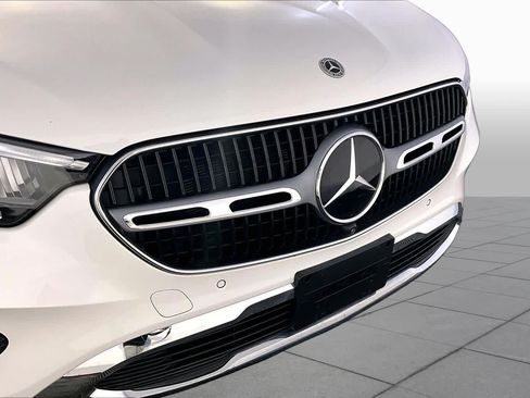 Certified 2026 Mercedes-Benz GLC 300 4MATIC image 32