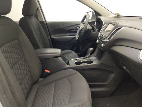 Used 2019 Chevrolet Equinox LT FWD image 21
