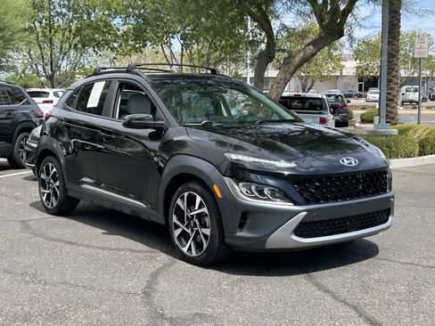 Used 2023 Hyundai Kona Limited FWD image 6
