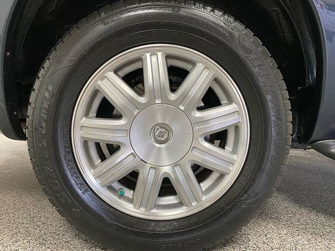 Used 2007 Chrysler Town & Country Touring w/ Leather Interior Group image 23