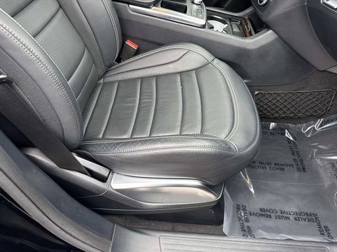 Used 2014 Mercedes-Benz GL 63 AMG 4MATIC image 16