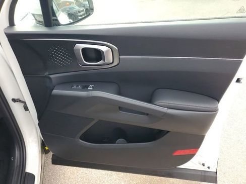 New 2025 Kia Sorento EX image 36