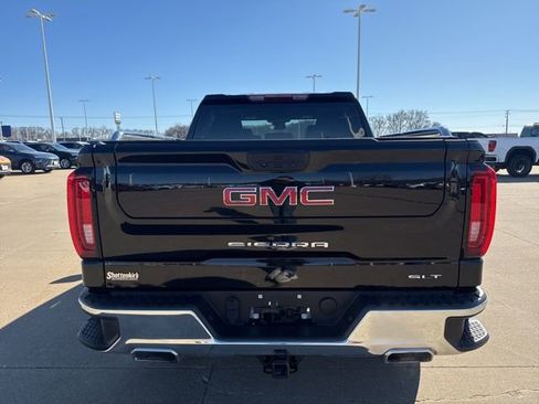 Used 2023 GMC Sierra 1500 SLT image 4