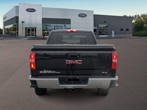 Used 2019 GMC Sierra 1500 SLE w/ SLE Value Package AWD/4WD image 10