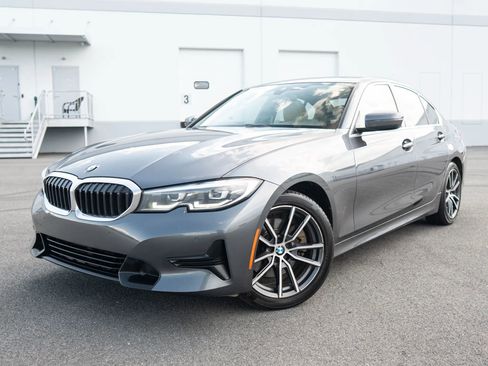Used 2020 BMW 330i Sedan w/ Convenience Package RWD image 1