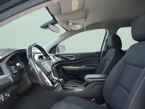 Used 2019 GMC Acadia SLE FWD image 25