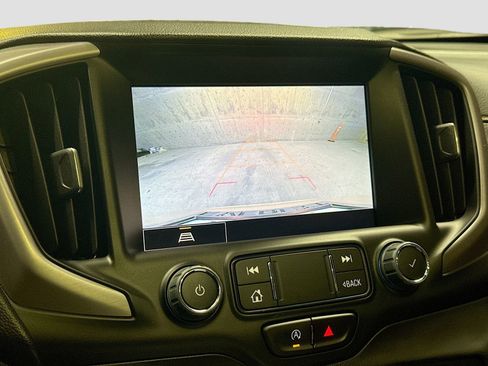 Used 2022 GMC Terrain AT4 w/ Infotainment Package II AWD/4WD image 17